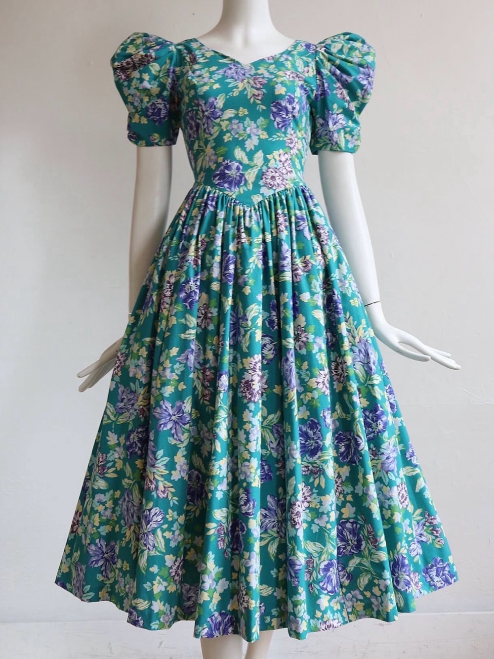 Vintage 1980’s Laura Ashley Floral Puff Sleeve Dress